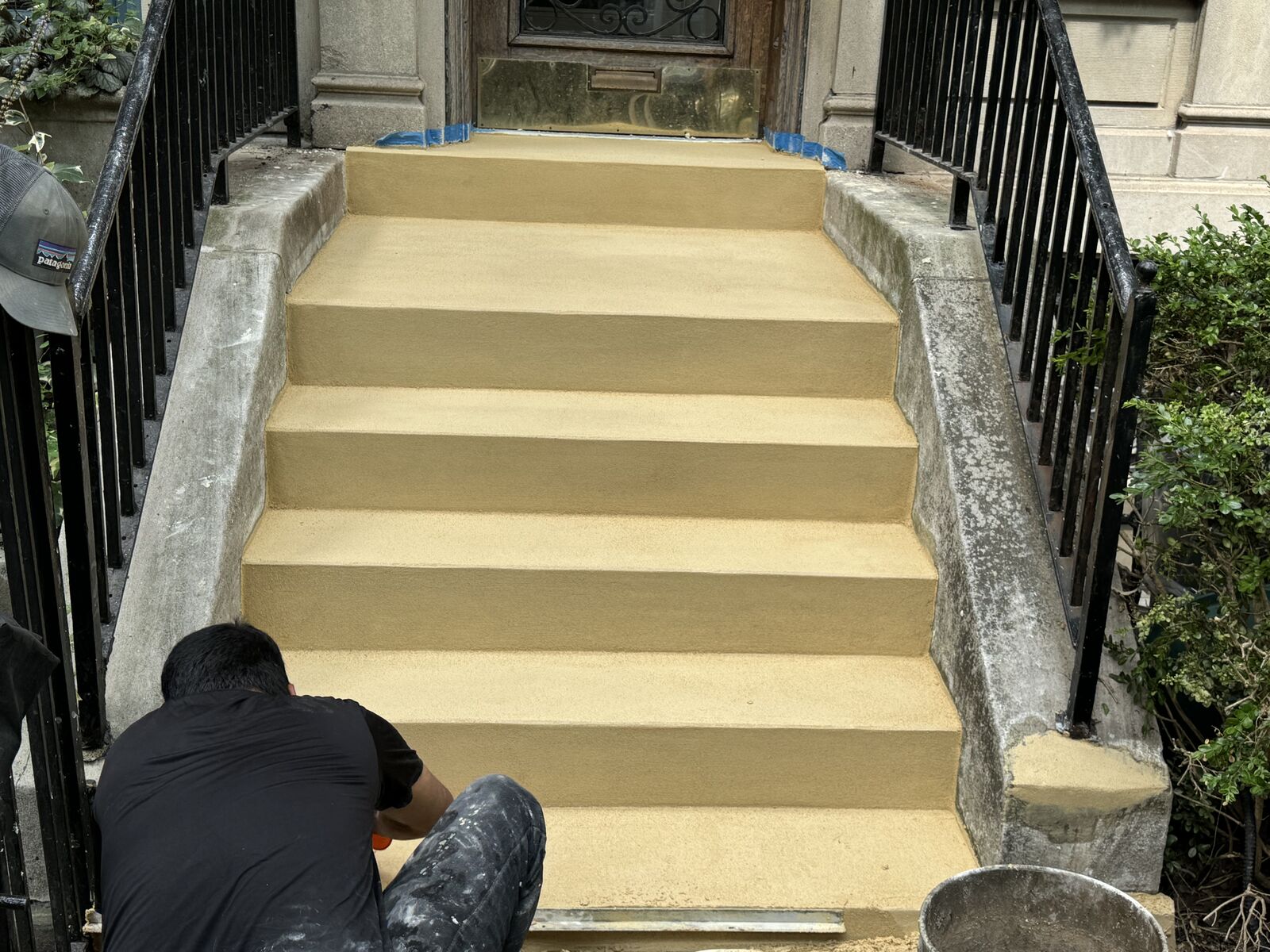 Applying the colour-matched finish coat